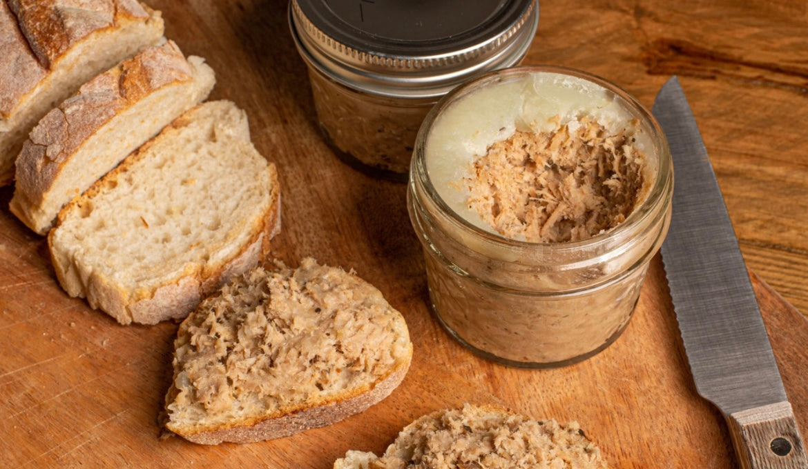 Pork Rillette + Pickled Onion 🧅