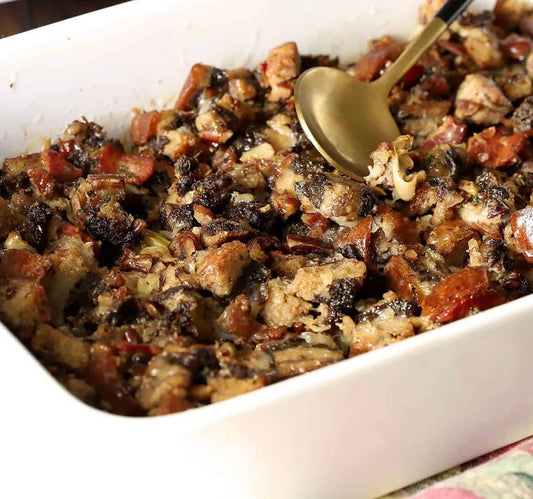 Rye, Pumpernickel, Sundried Tomato, Mild Italian Sausage Stuffing ***available during Thanksgiving week only, 11/26*** (serves 8-10)