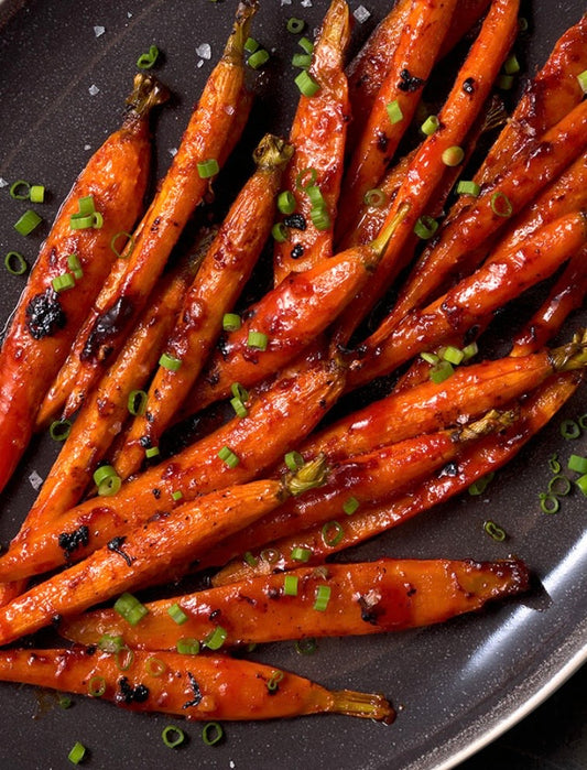 Gochujang Honey Roasted Carrots, Miso Lime Aioli 🍋‍🟩 🥕 🌶️ 🍯
