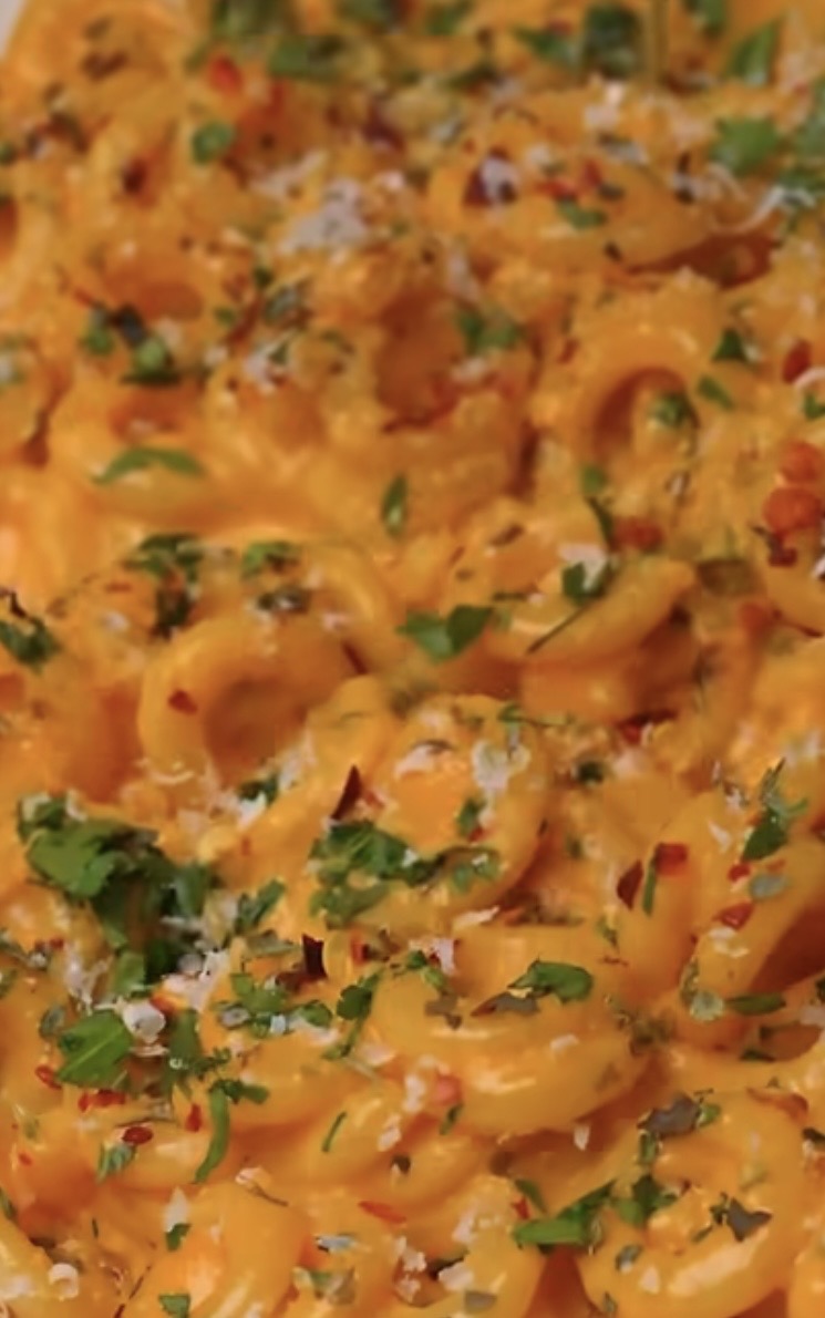 🌶️ 🥕Carrot Sauce+Prosciutto+Calabrian Chili" Mac and Cheese" -Reheat and Eat